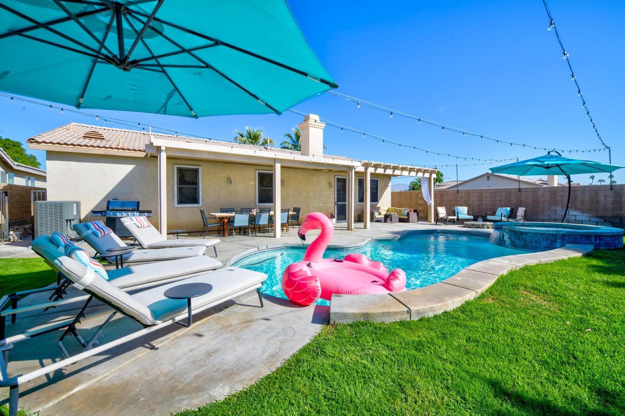 Casa Desert Muse With Heated Pool Spa Firepit Mini Golf And Games Indio Eksteriør billede