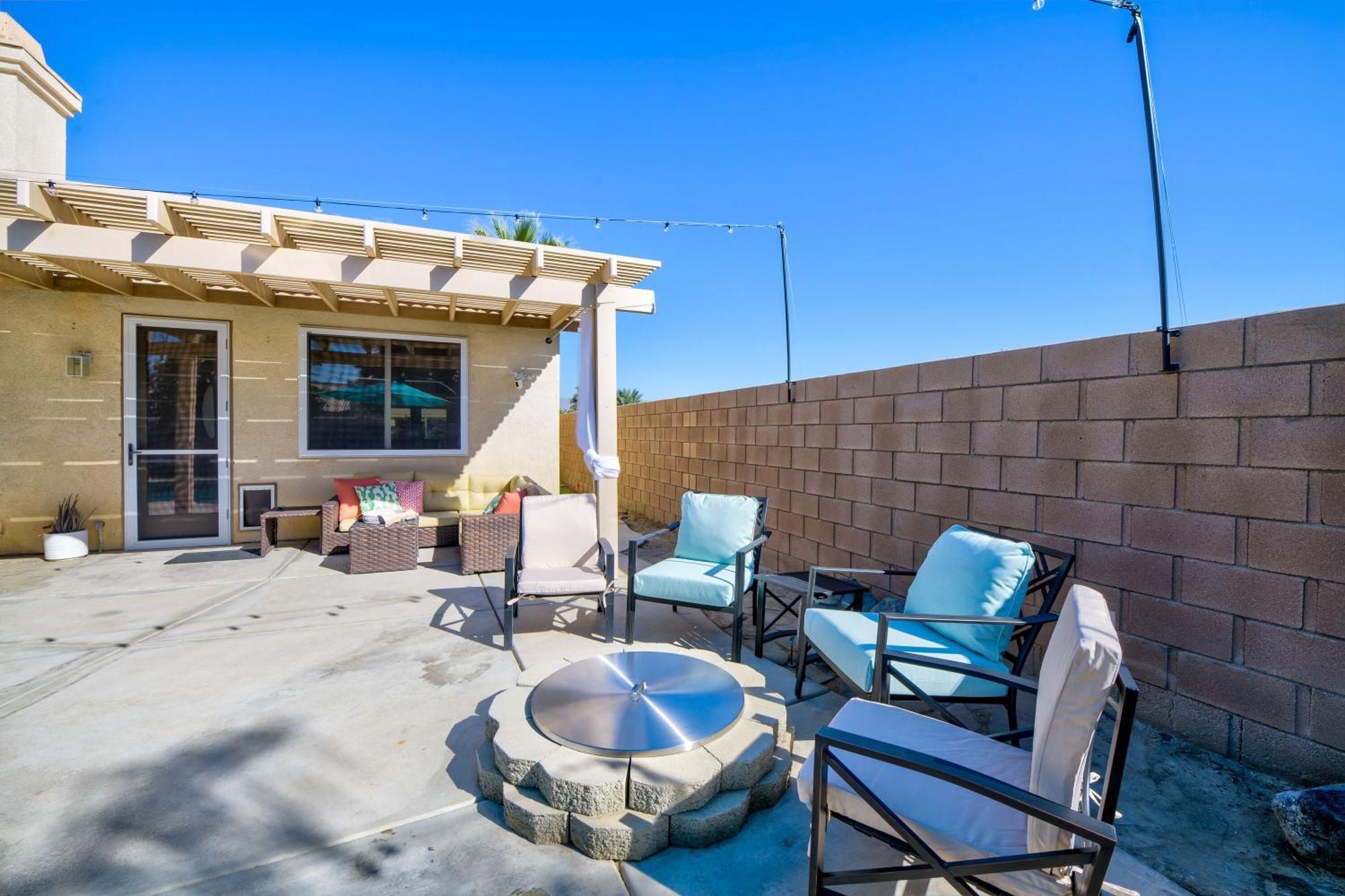 Casa Desert Muse With Heated Pool Spa Firepit Mini Golf And Games Indio Eksteriør billede